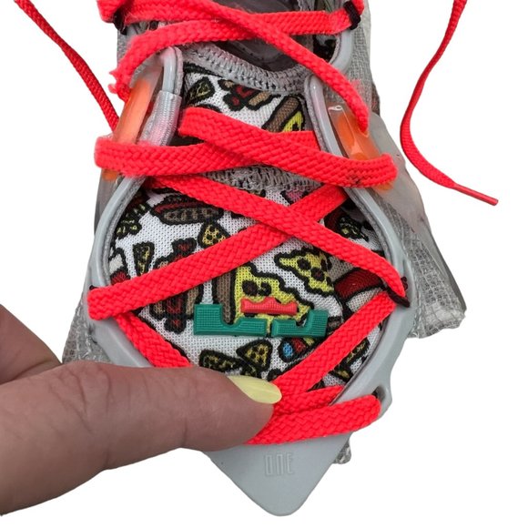 Nike LeBron 19 Fast Food Basketball men's sneakers size 8 - Picture 7 of 14